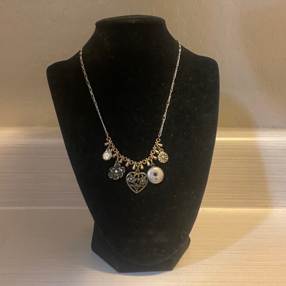 Loft charm necklace